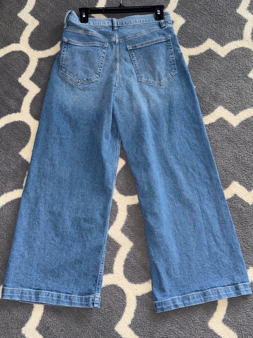 GAP High Rise Stride Ankle Jeans - Picture 3 of 8